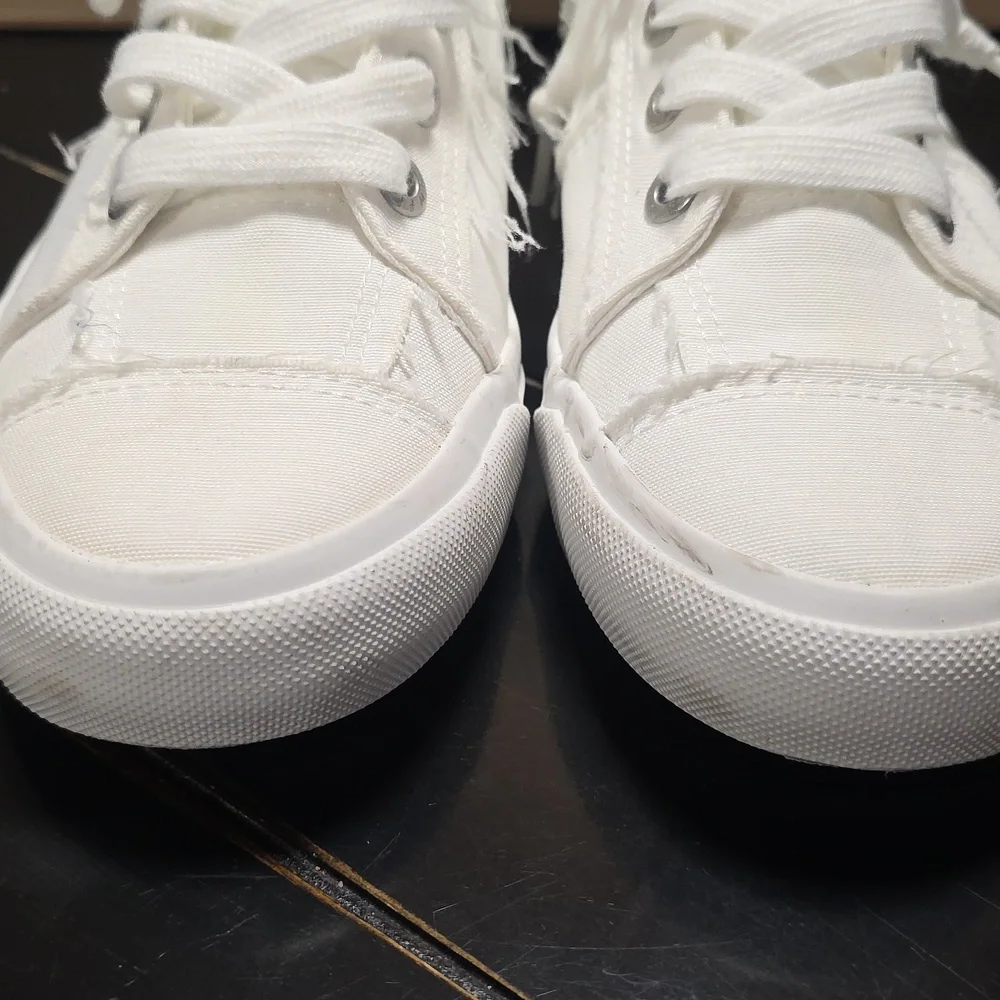 Blowfish Malibu Slip On Sneakers - Picture 4 of 6